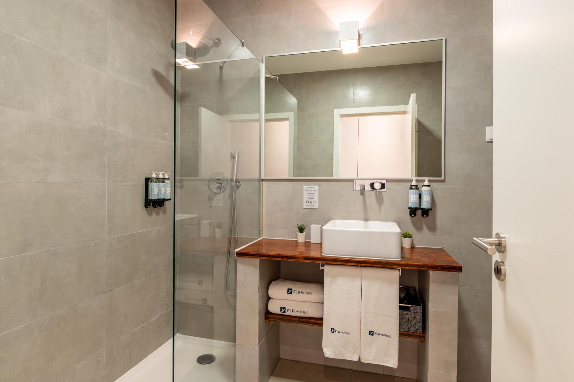 Bica Flh Suites Лиссабон Номер фото